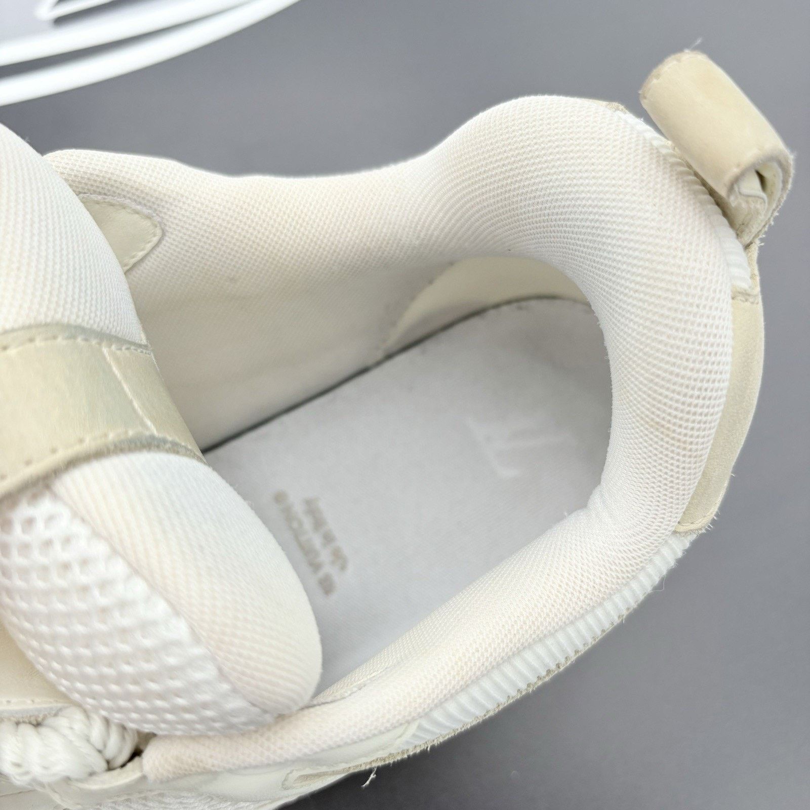 Louis Vuitton Louis Vuitton Skate ' Beige White ' | GREAT COND! Size US 8.5 / EU 41-42 - 12 Thumbnail
