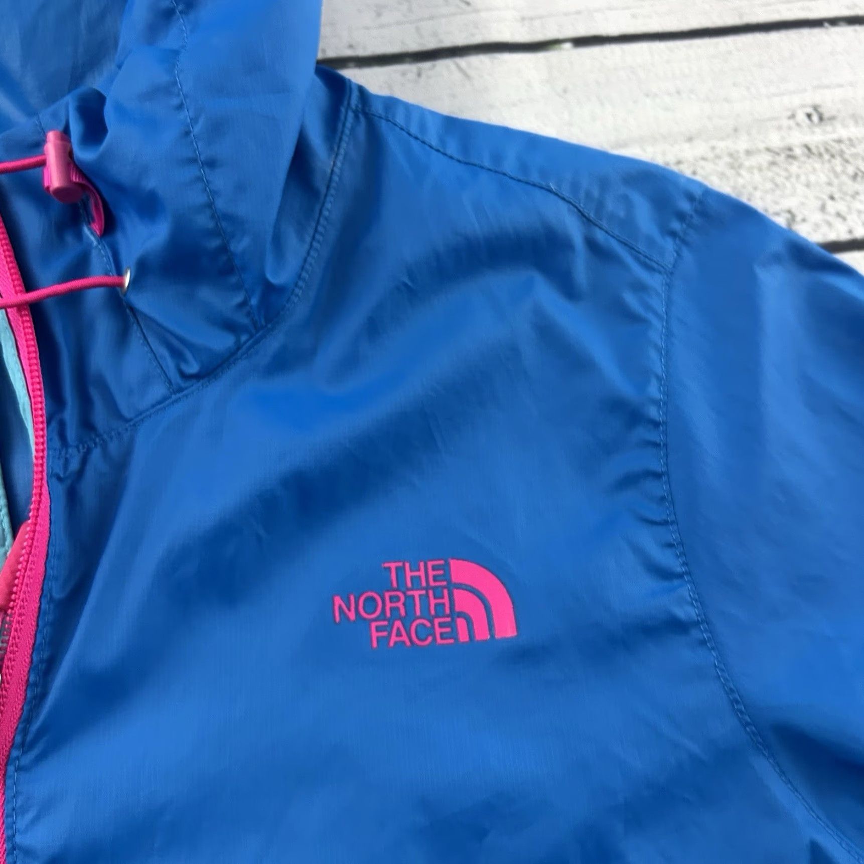 The North Face The North Face Full Zip Colorblock Windbreaker Jacket Women's Small Pink Blue Windbreaker Full Zip Mens Womens Ladies? Size S / US 4 / IT 40 - 3 Thumbnail