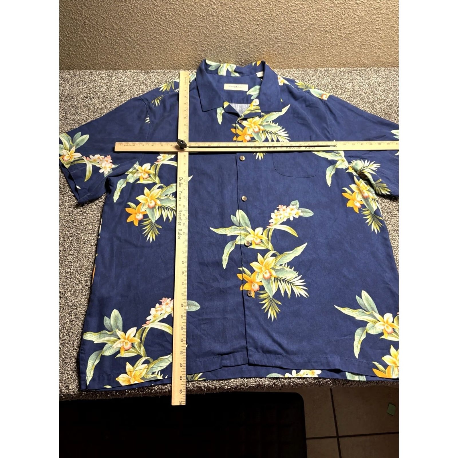 Tommy Bahama Tommy Bahama Hawaiian Shirt Mens 3XL XXXL 100% Silk Floral Blue Camp Shirt Short Sleeve Button-Up Collared Beach Tropical Size US XXL / EU 58 / 5 - 4 Thumbnail