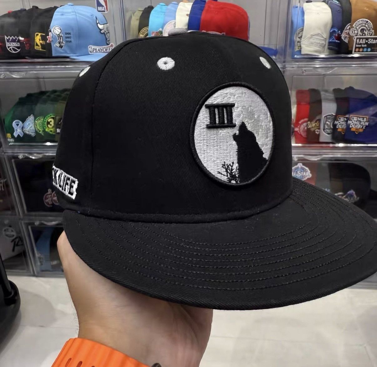 New Era New Era PACK LIFE Embroidered Flat Brim Baseball Cap J32 Size ONE SIZE - 1 Thumbnail