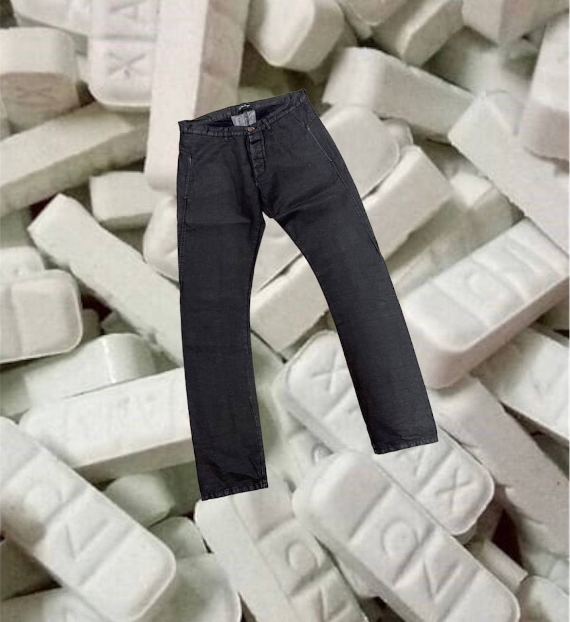 image of Andrea Yaaqov Pants Linen & Waxed in Black, Men's (Size 32)