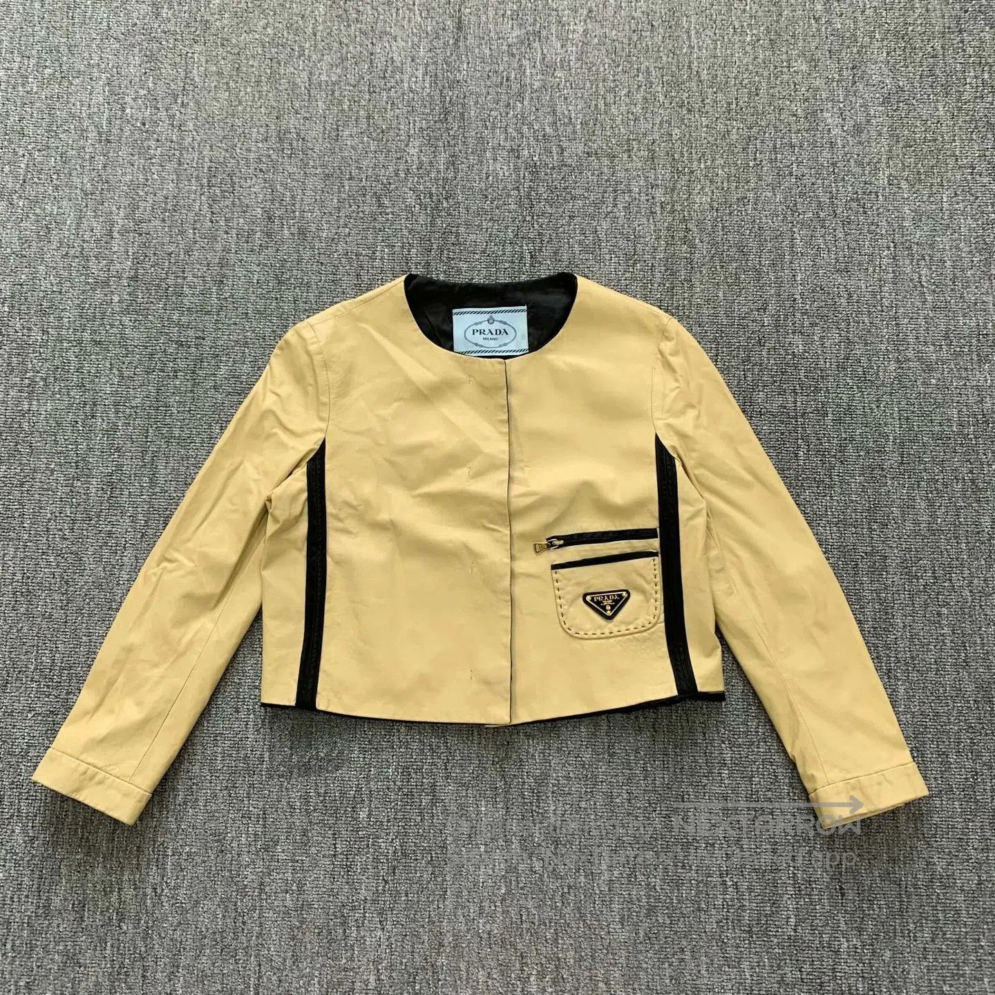 Prada beige short leather jacket with triangle logo. Size M / US 6-8 / IT 42-44 - 1 Thumbnail