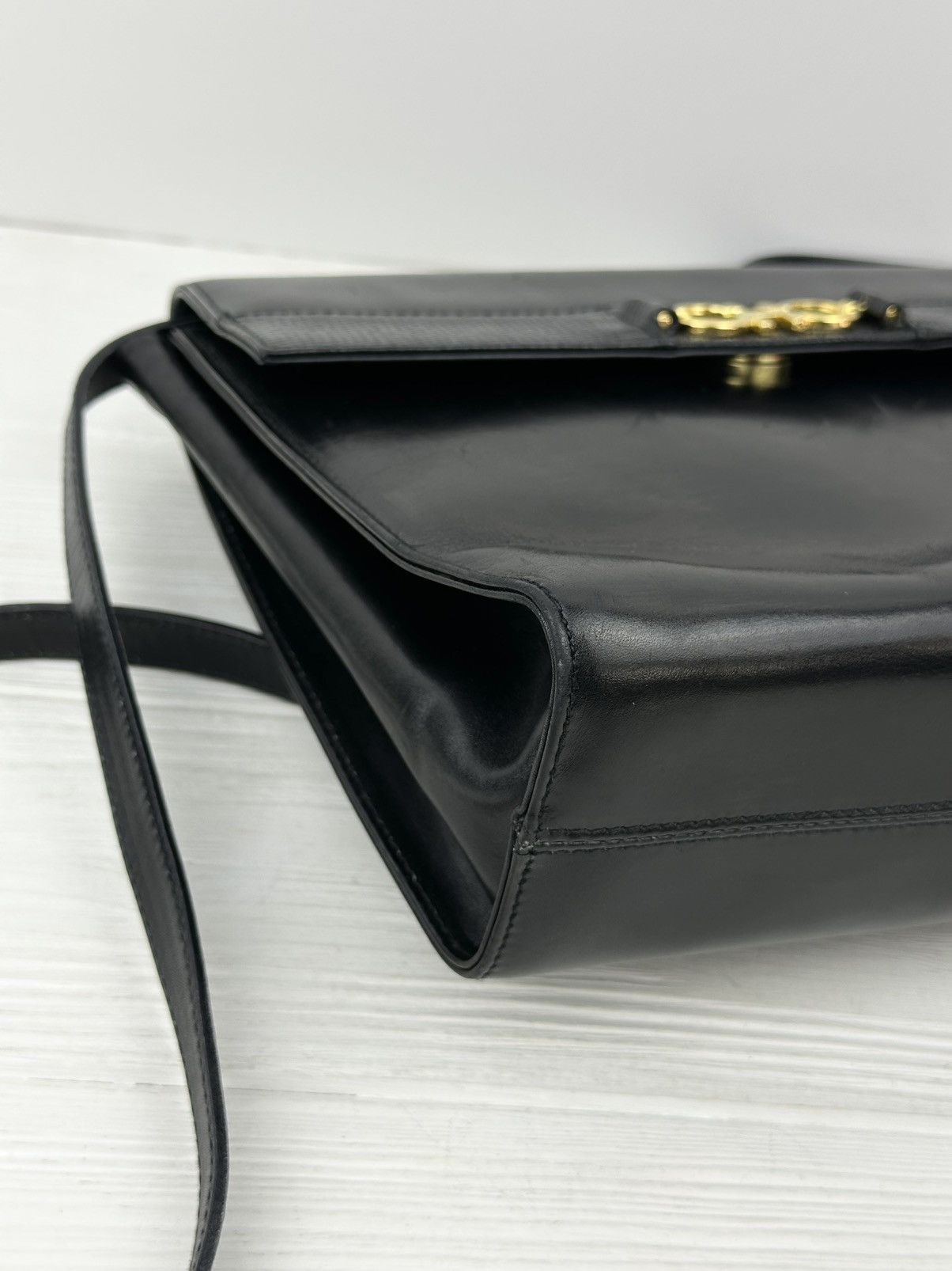 Salvatore Ferragamo × Vintage Salvatore Ferragamo GANCINI Logo Leather Shoulder Bag Women Size ONE SIZE - 5 Thumbnail