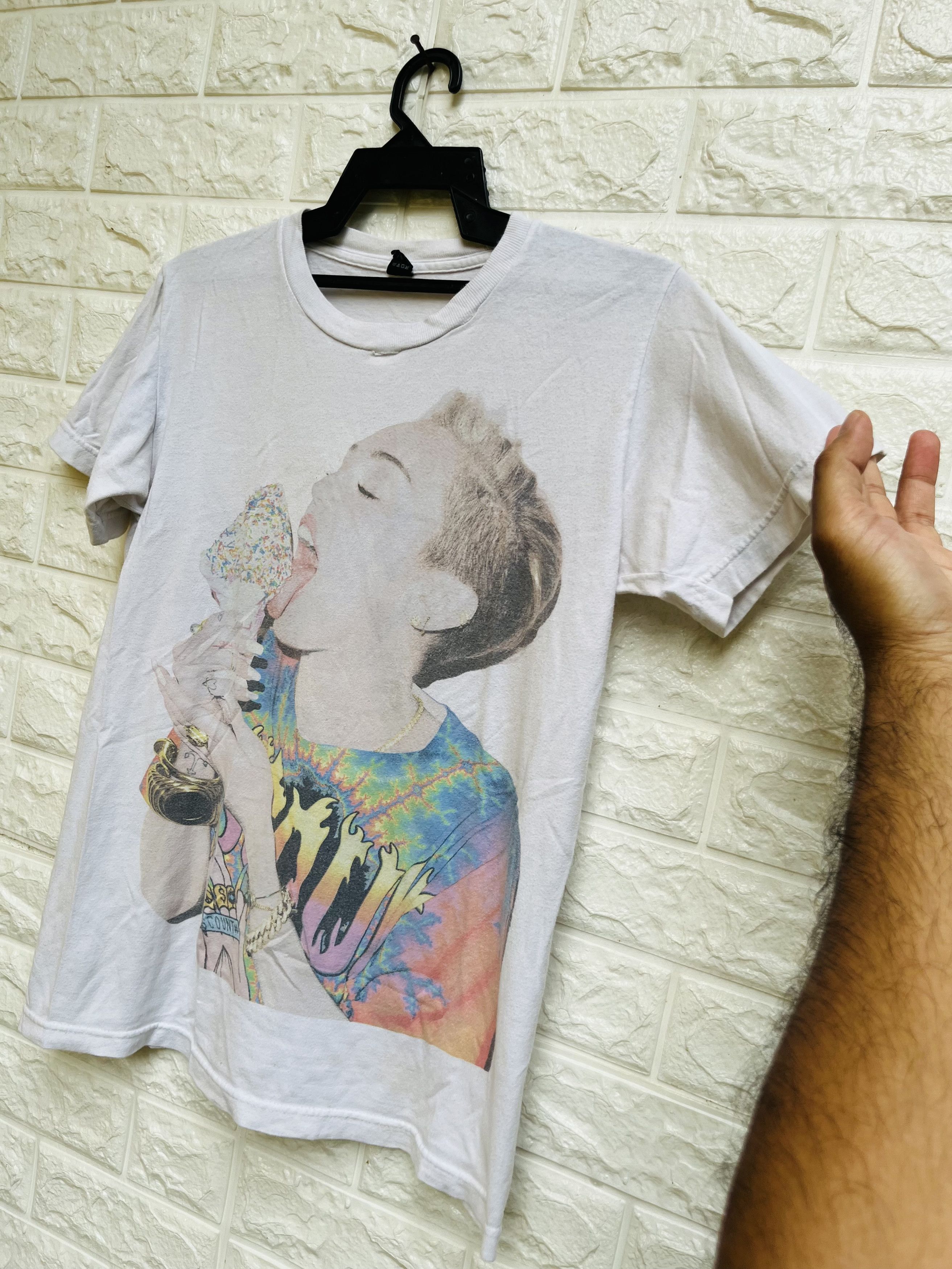 Japanese Brand × Vintage Vintage Lady Gaga Suck Your Icecream Designer Style Size US S / EU 44-46 / 1 - 4 Thumbnail