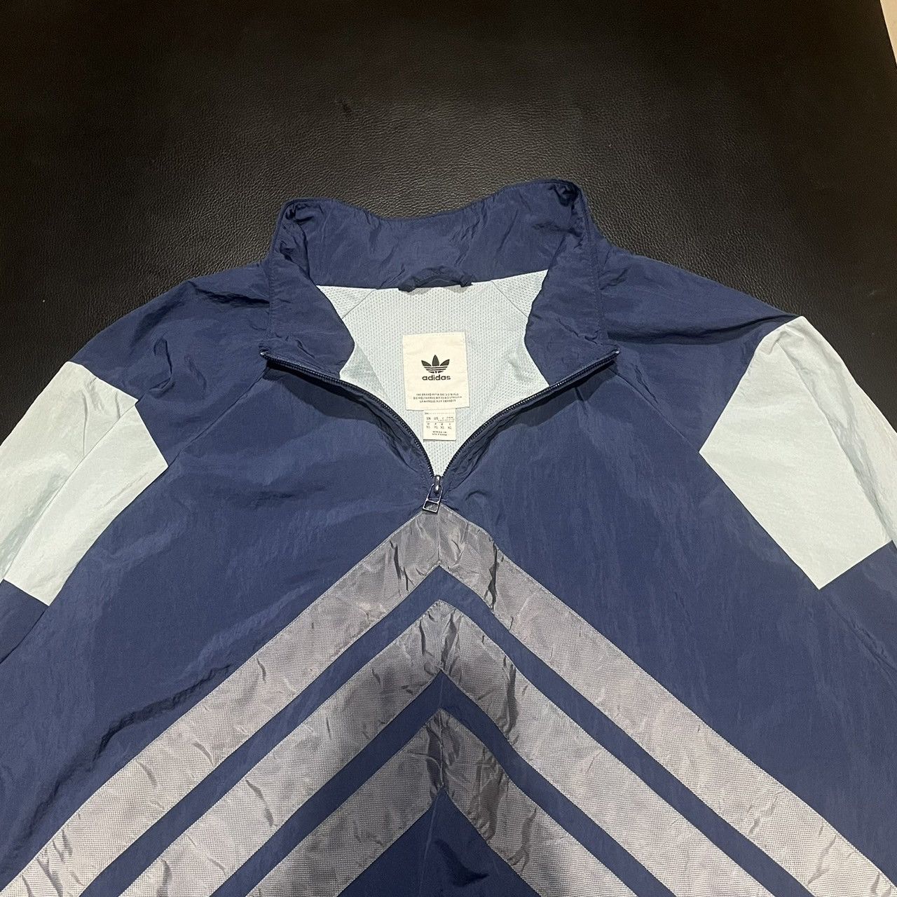 Adidas Adidas Originals V Stripes Windbreaker Size US XL / EU 56 / 4 - 9 Thumbnail