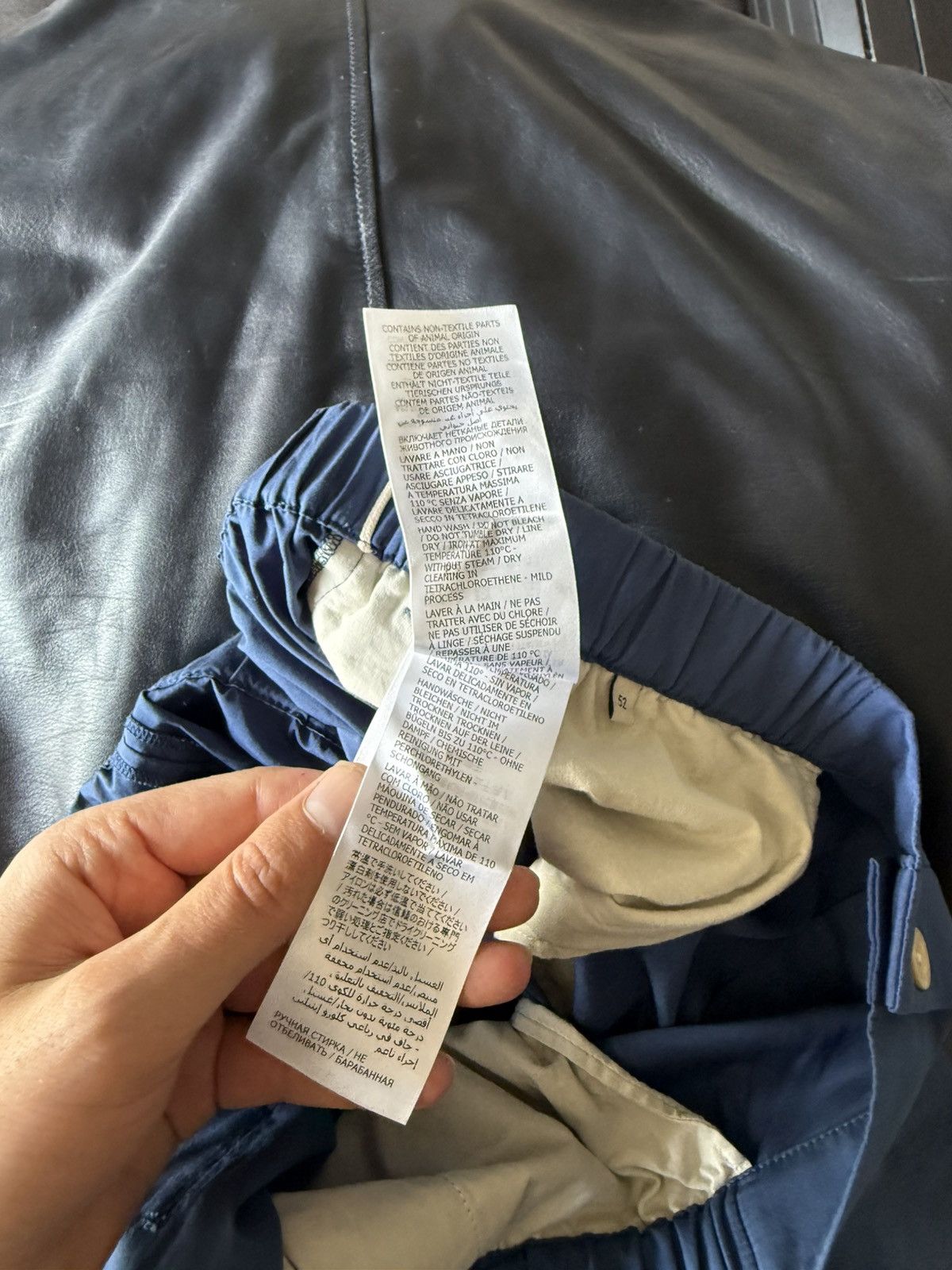 Gucci Gucci Track Pants in Navy Cotton with Side Stripe – Size 52 Size US 30 / EU 46 - 13 Thumbnail