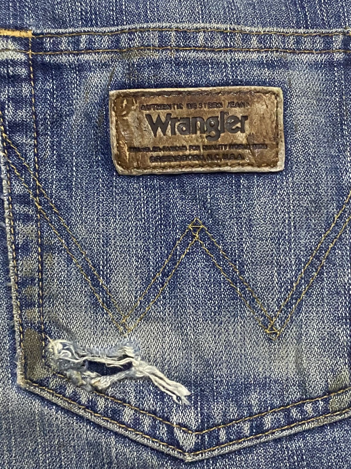 Wrangler Vintage Wrangler Greensboro USA Made in Japan Loose Jeans Size US 32 / EU 48 - 10 Thumbnail