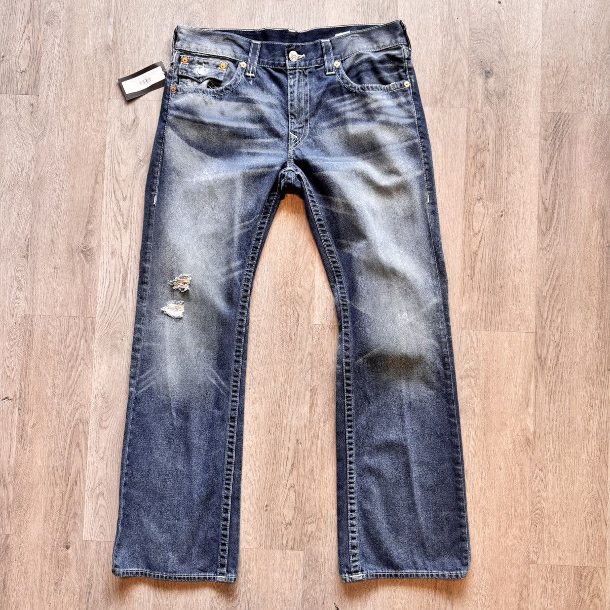 True Religion True Religion Bootcut denim Size US 36 / EU 52 - 1 Thumbnail