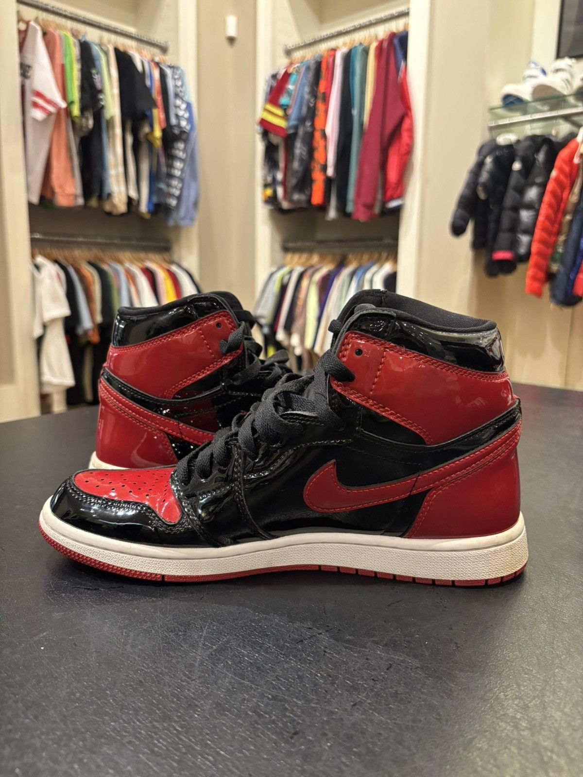 Jordan Brand Jordan 1 Retro High Patent Bred Size US 8.5 / EU 41-42 - 4 Thumbnail