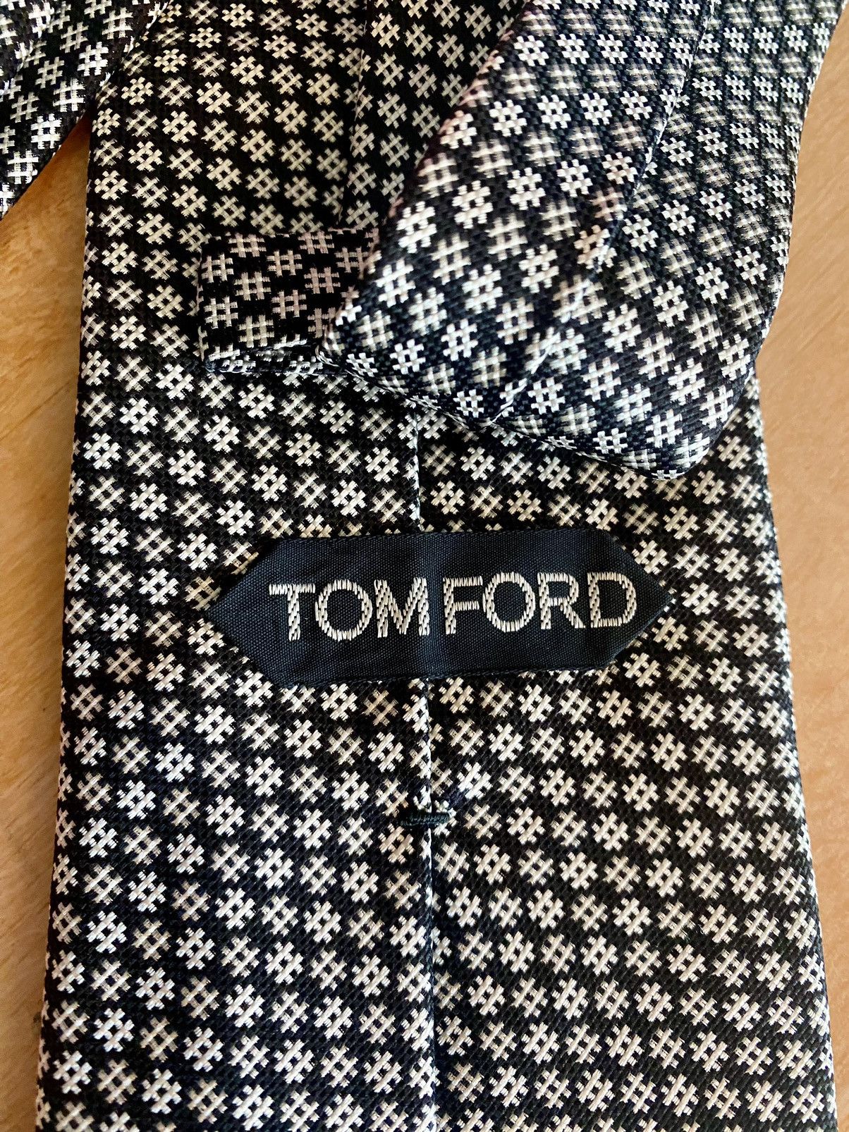 Tom Ford Tom Ford 🇮🇹 Black / Silver Hashtags Knit Silk Necktie NWOT Size ONE SIZE - 2 Thumbnail
