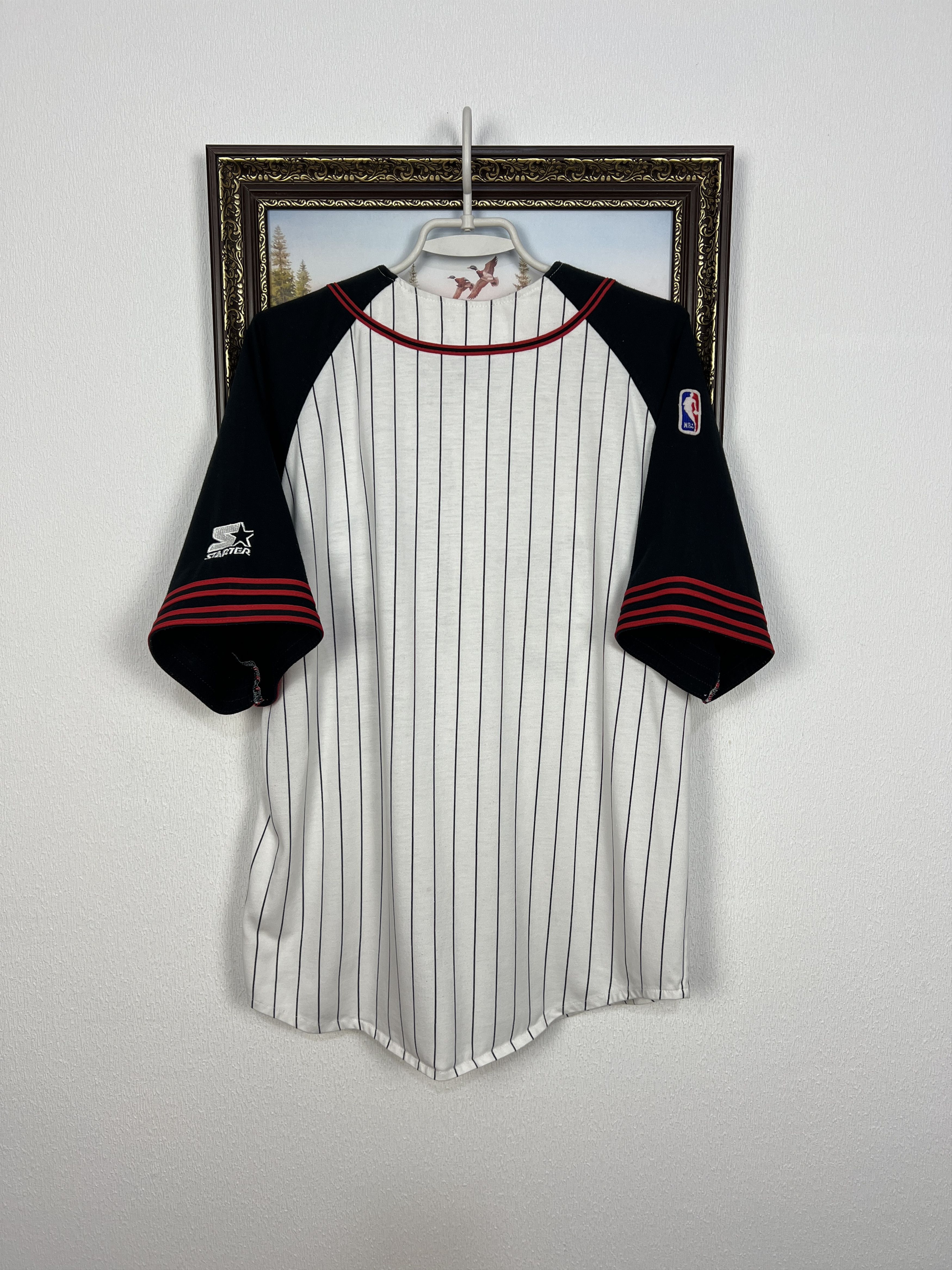 Starter Vintage NBA Chicago Bulls Starter Baseball Jersey Size US M / EU 48-50 / 2 - 11 Thumbnail