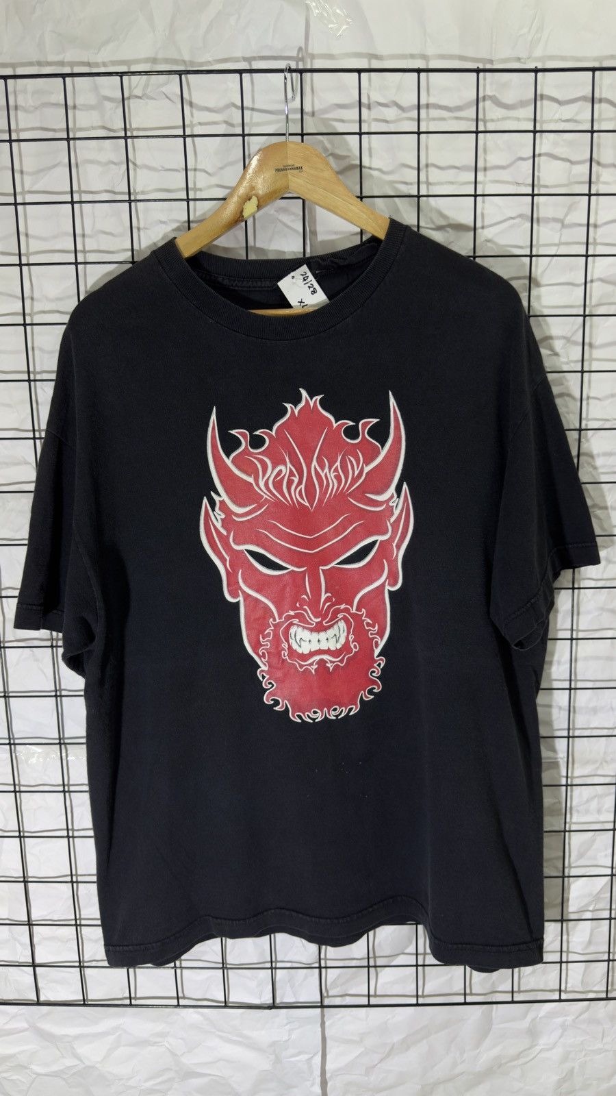 WWE Vintage 00's WWE/WWF the undertaker tee shirt Size US XL / EU 56 / 4 - 3 Thumbnail