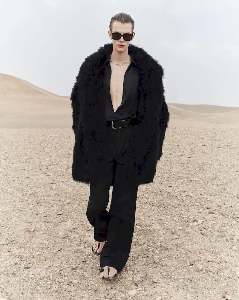 Saint Laurent Paris o1s1wg111124 Vareuse Shirt In Crepe Satin in Black Size US M / EU 48-50 / 2 - 2 Thumbnail