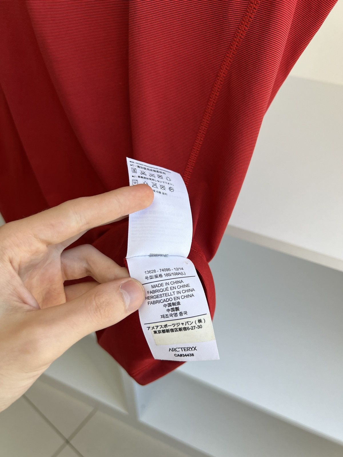 Arc'teryx × Vintage Vintage Arc’teryx red T-shirt Size US L / EU 52-54 / 3 - 8 Thumbnail