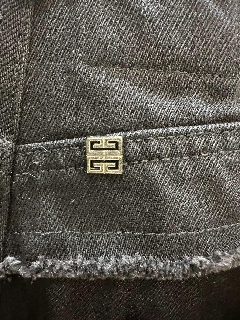 Givenchy Givenchy SizeS Denim jeans, size 36, waist is denim fabric Size US 30 / EU 46 - 4 Thumbnail