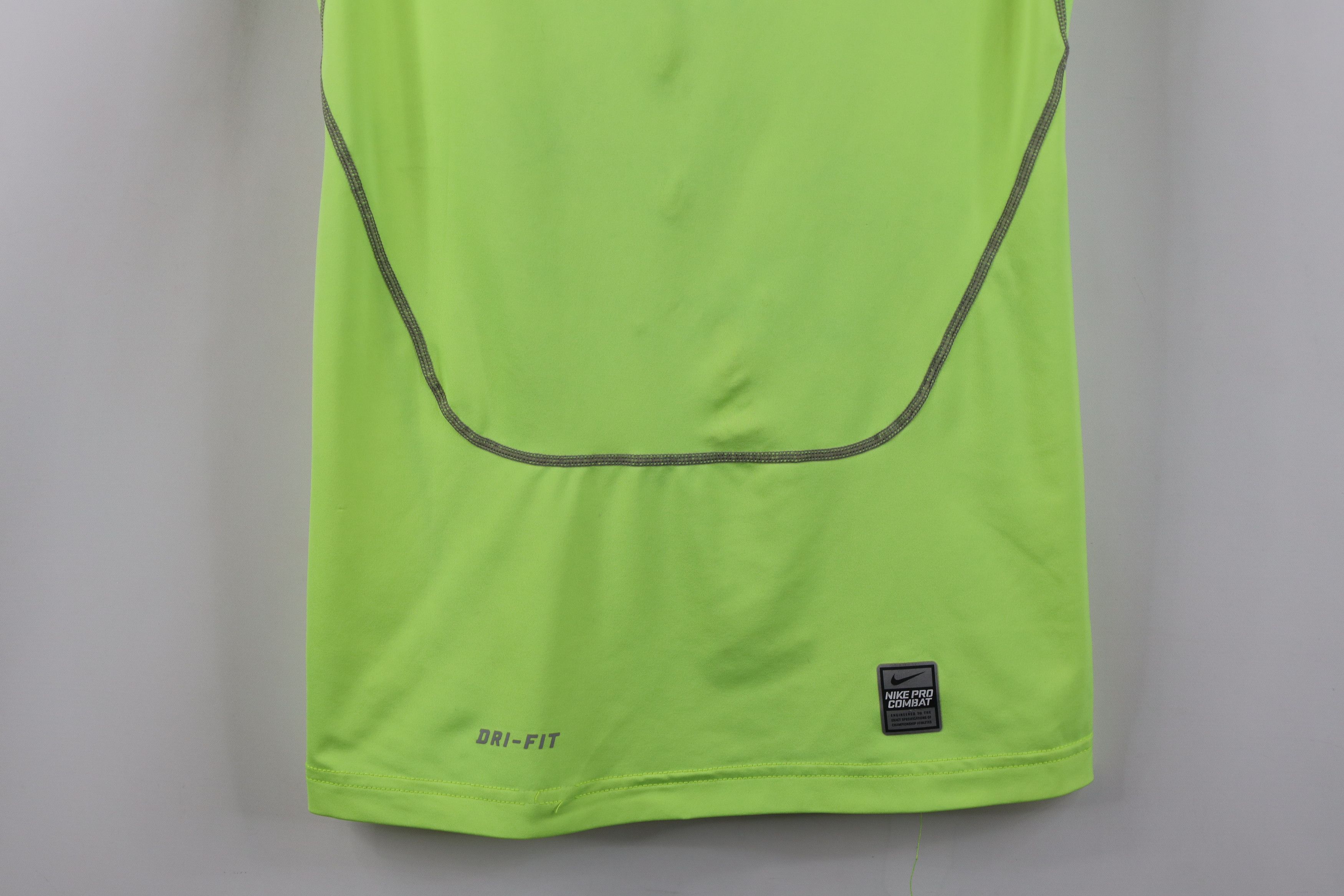 Nike Nike Pro Combat Training Short Sleeve T-Shirt Volt Yellow Size US S / EU 44-46 / 1 - 3 Thumbnail