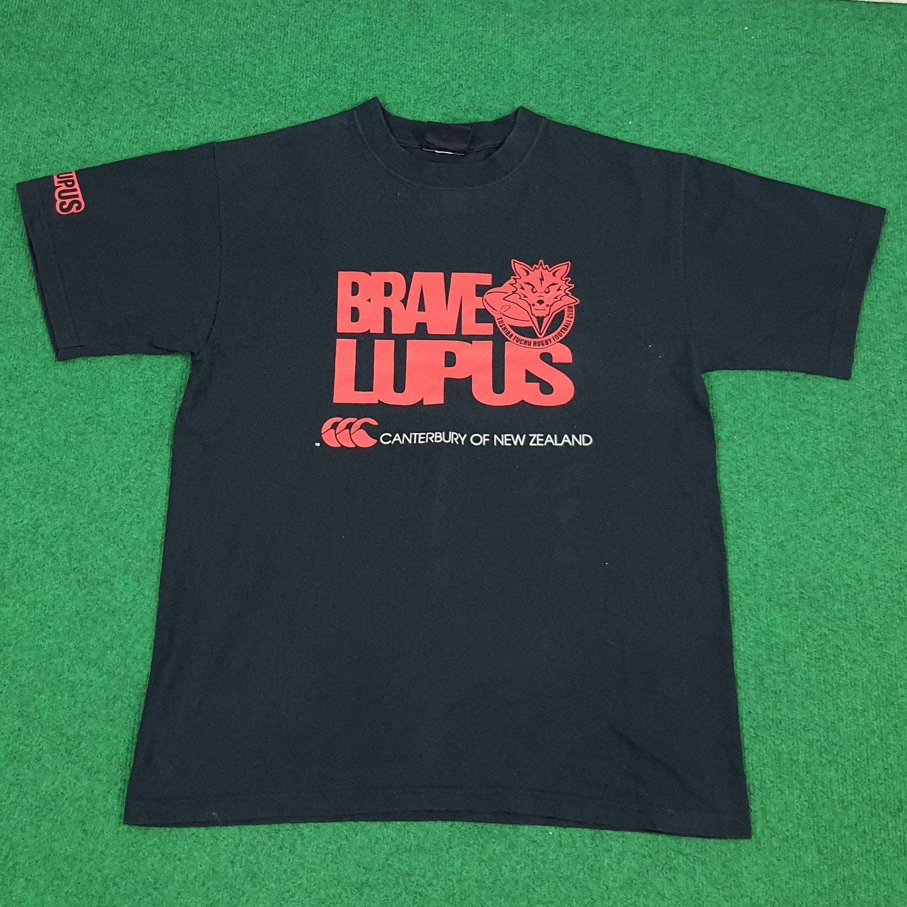Canterbury of New Zealand × Vintage Vintage Canterbury Brave Lupus Rugby Football Club Tshirt Size US M / EU 48-50 / 2 - 1 Thumbnail