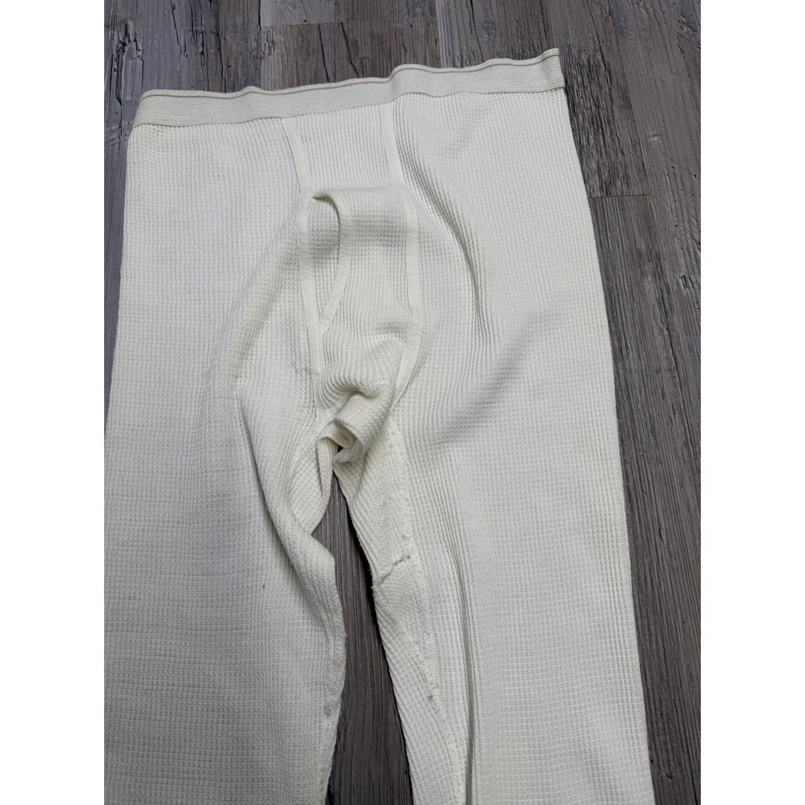 Fruit Of The Loom Vintage Fruit of the Loom Thermal Bottoms Waffle Knit White Long Johns Size M Size US 31 - 5 Thumbnail