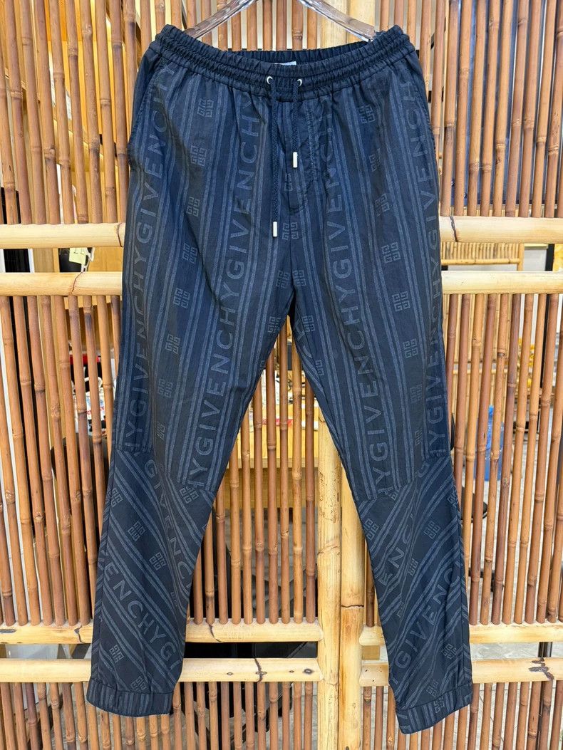 Givenchy Givenchy Trousers, Size 48 Size US 32 / EU 48 - 1 Thumbnail