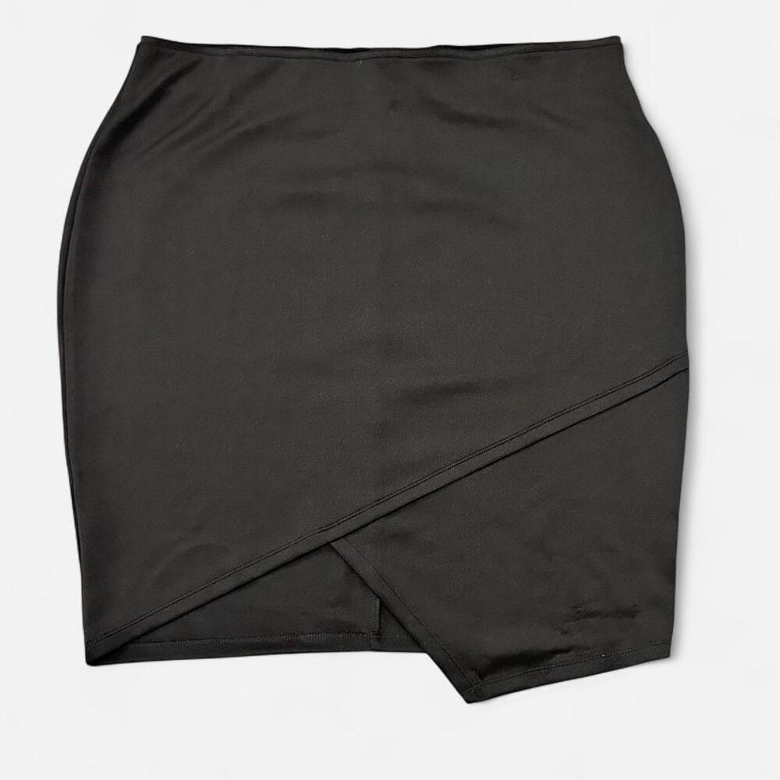 Other Bisou Bisou fitted bodycon mini skirt plus size 1X Size 42" / US 20 - 1 Thumbnail