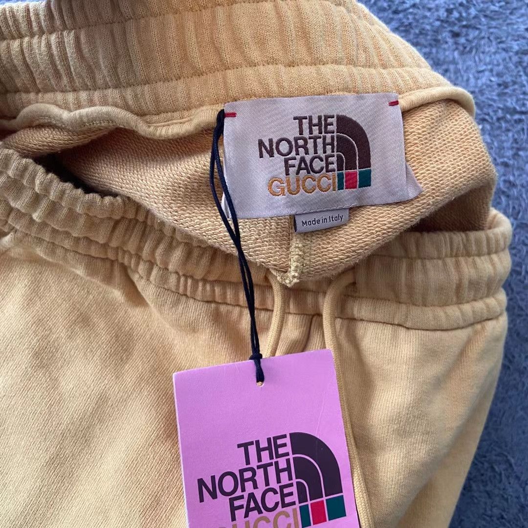 Gucci Gucci x The North Face Shorts Nextarrow-2412 Size US 26 / EU 42 - 4 Thumbnail