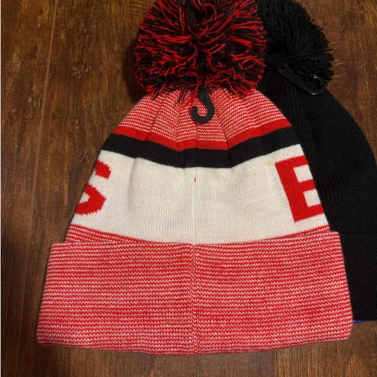 NBA Chicago Bulls NBA Ultra Game Beanie Hat Bundle of 2 Size ONE SIZE - 5 Thumbnail