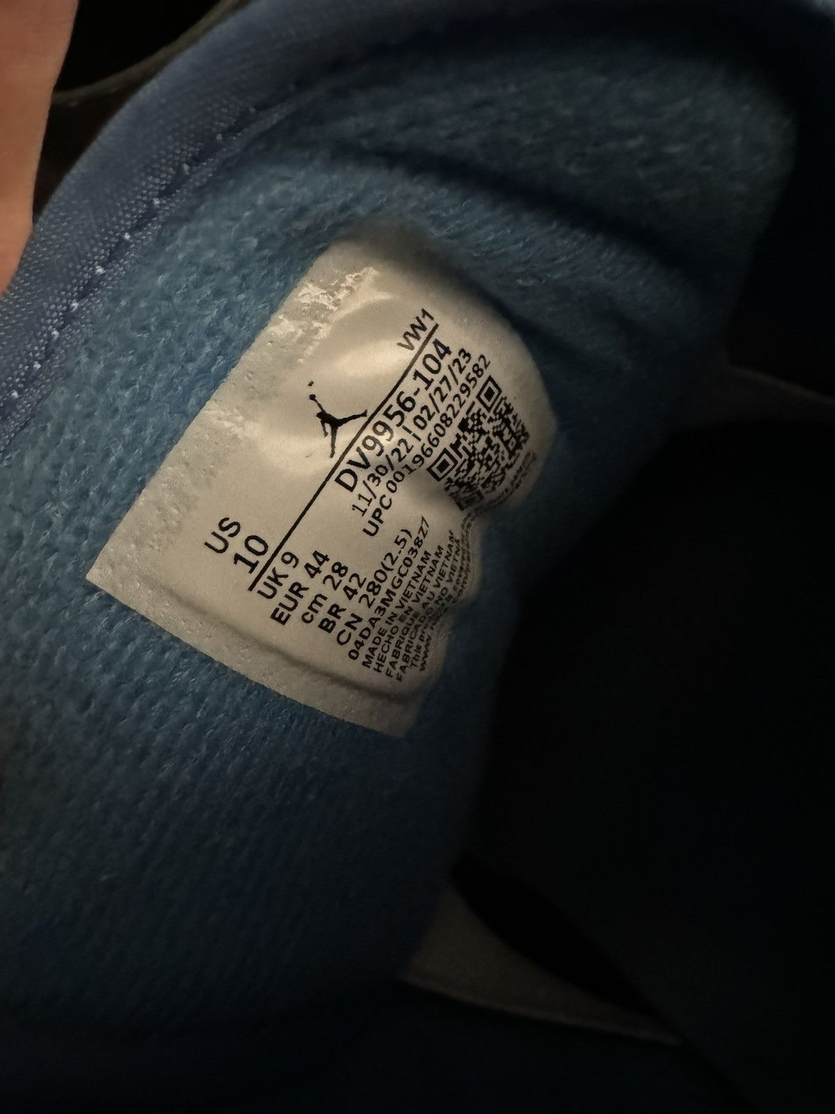 Jordan Brand Air Jordan 2 Retro Low 'UNC' Size US 10 / EU 43 - 7 Thumbnail