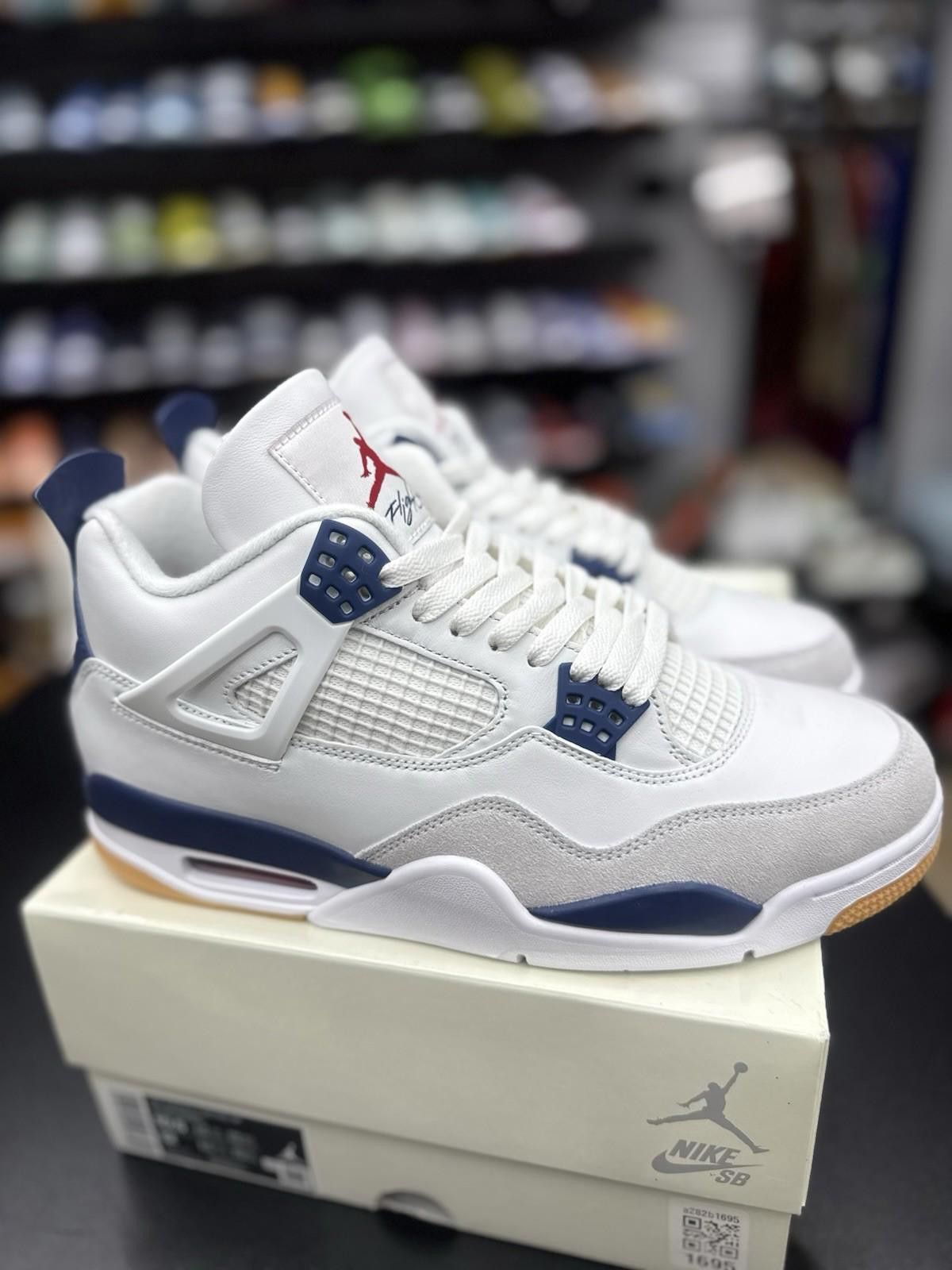 Jordan Brand Size 10.5 - Nike SB x Air Jordan 4 Retro SP Navy NEW Size US 10.5 / EU 43-44 - 12 Thumbnail