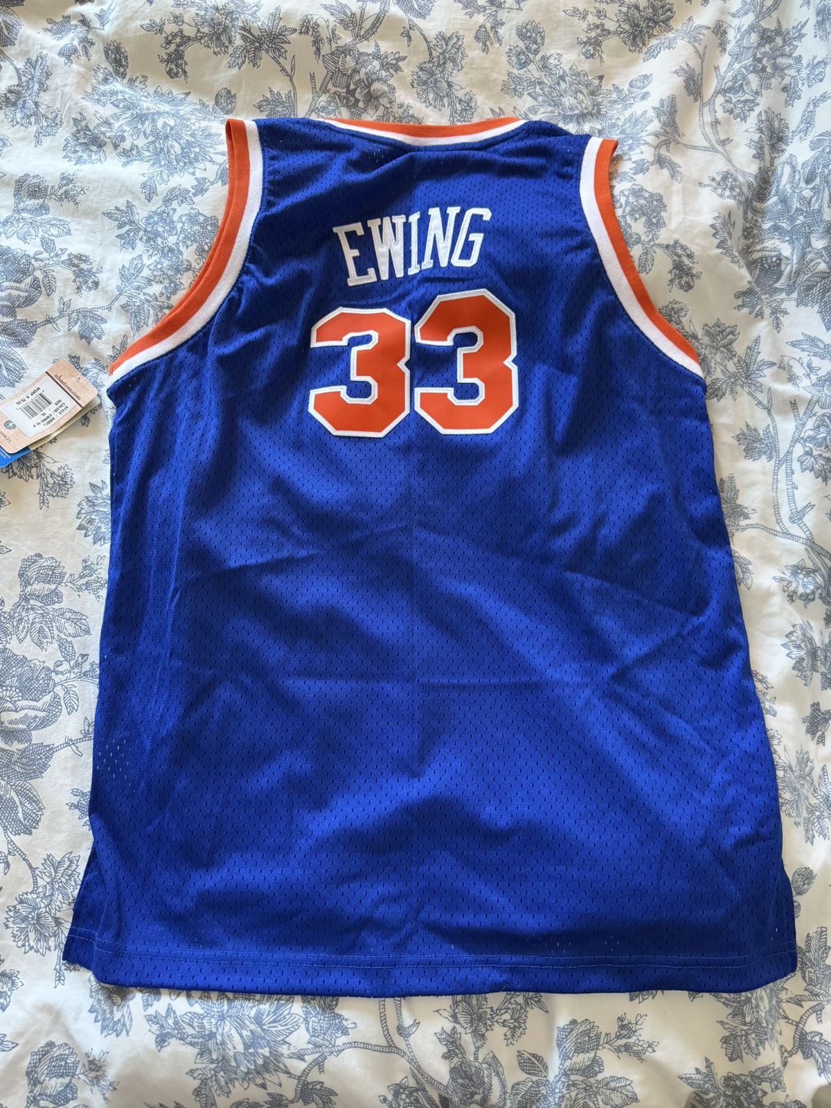 Adidas Patrick Ewing Knicks Youth XL Jersey Size US XL / EU 56 / 4 - 5 Thumbnail