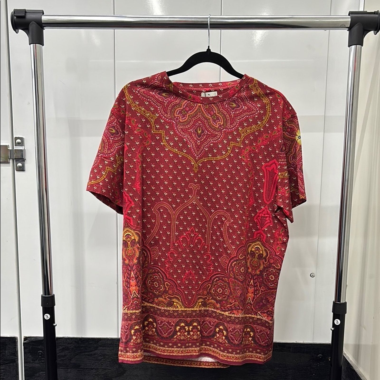 Etro NWT Etro Red Short Sleeve Tee with Paisley Print Size XL Size US XL / EU 56 / 4 - 4 Thumbnail
