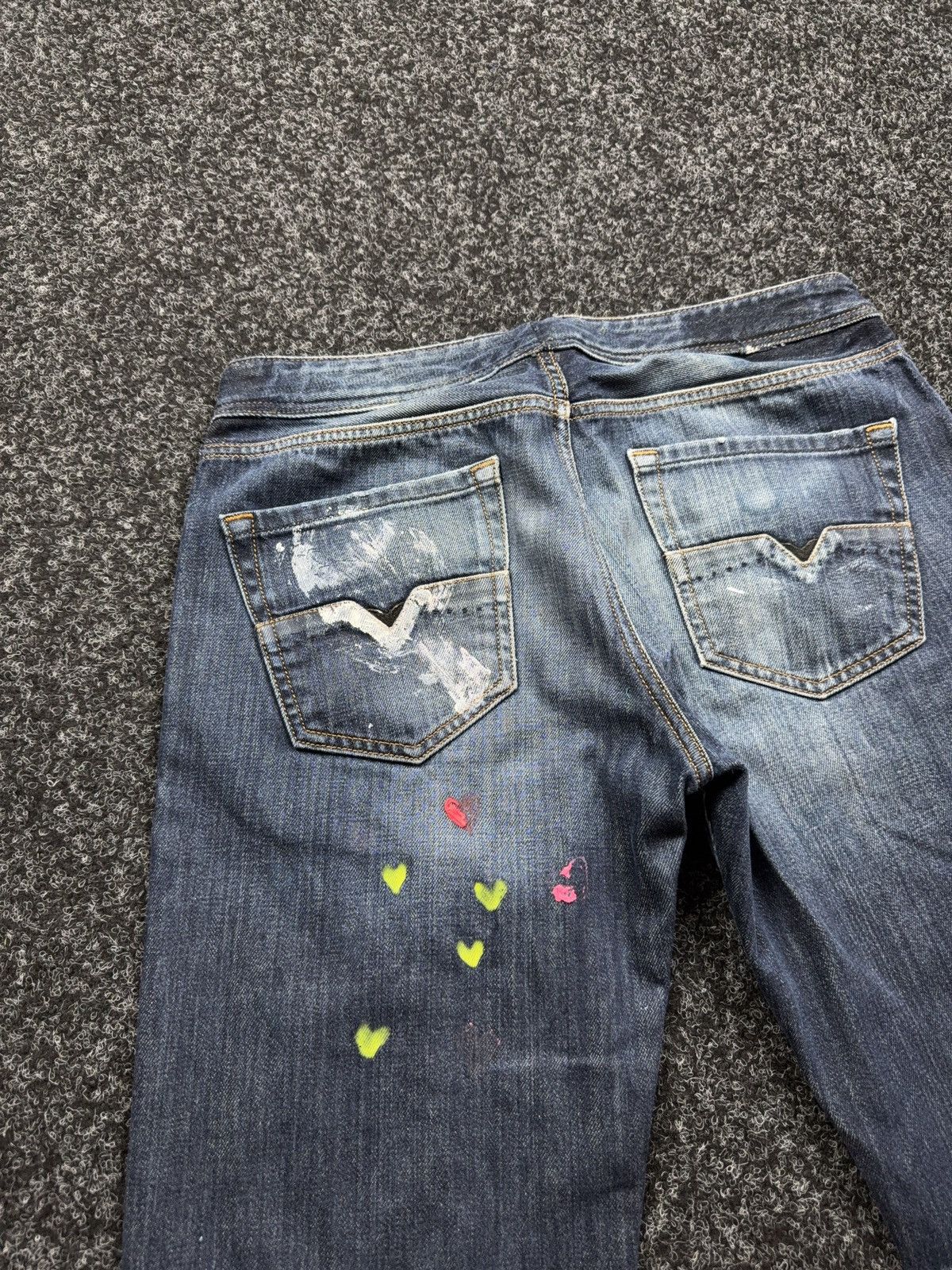 Diesel 00s Diesel Larkee Distressed Punk Custom Painted Y2K Jeans Size US 31 - 18 Thumbnail