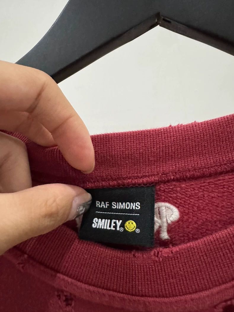 Raf Simons Raf simons 22ss co-branded loose and destructive smiley sw Size US L / EU 52-54 / 3 - 6 Thumbnail