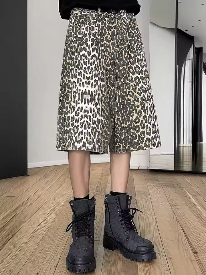 Japanese Brand VIBE Slouchy style vintage leopard baggy denim shorts Size US 30 / EU 46 - 2 Thumbnail