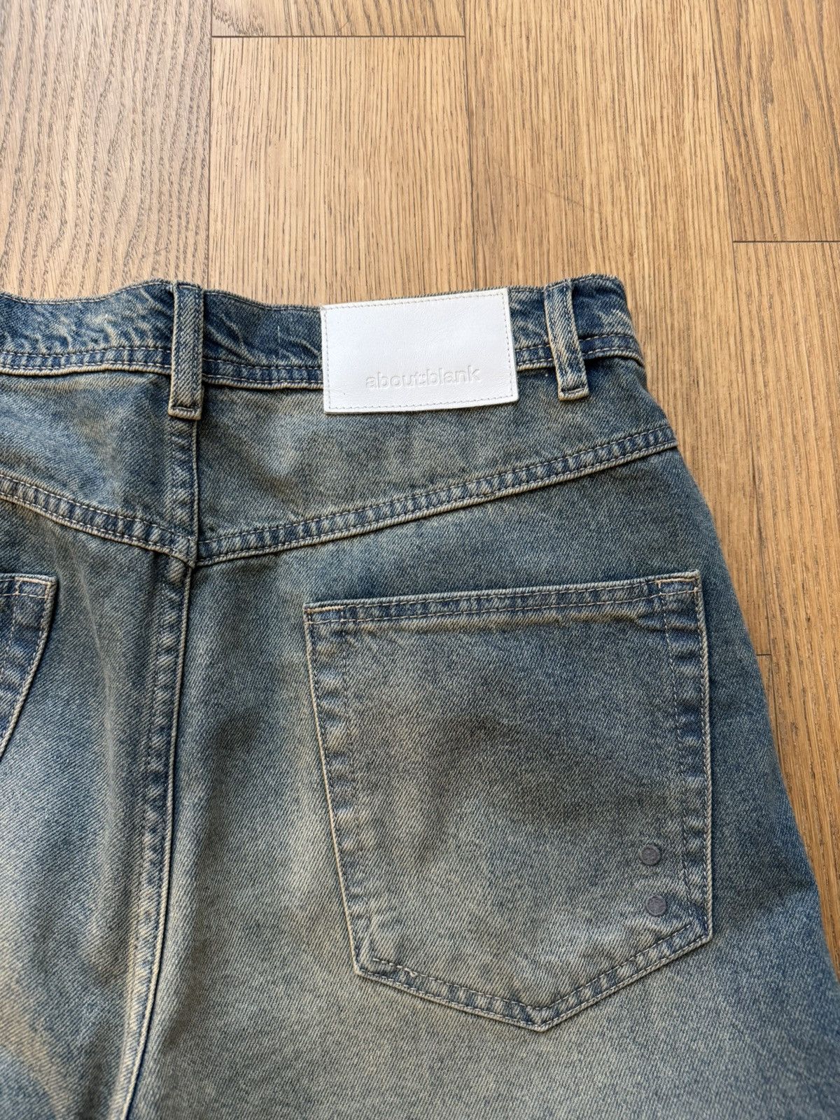 About:Blank About:blank Wide-Leg Denim Jean - Dirty Wash - Size S Size US 30 / EU 46 - 3 Thumbnail