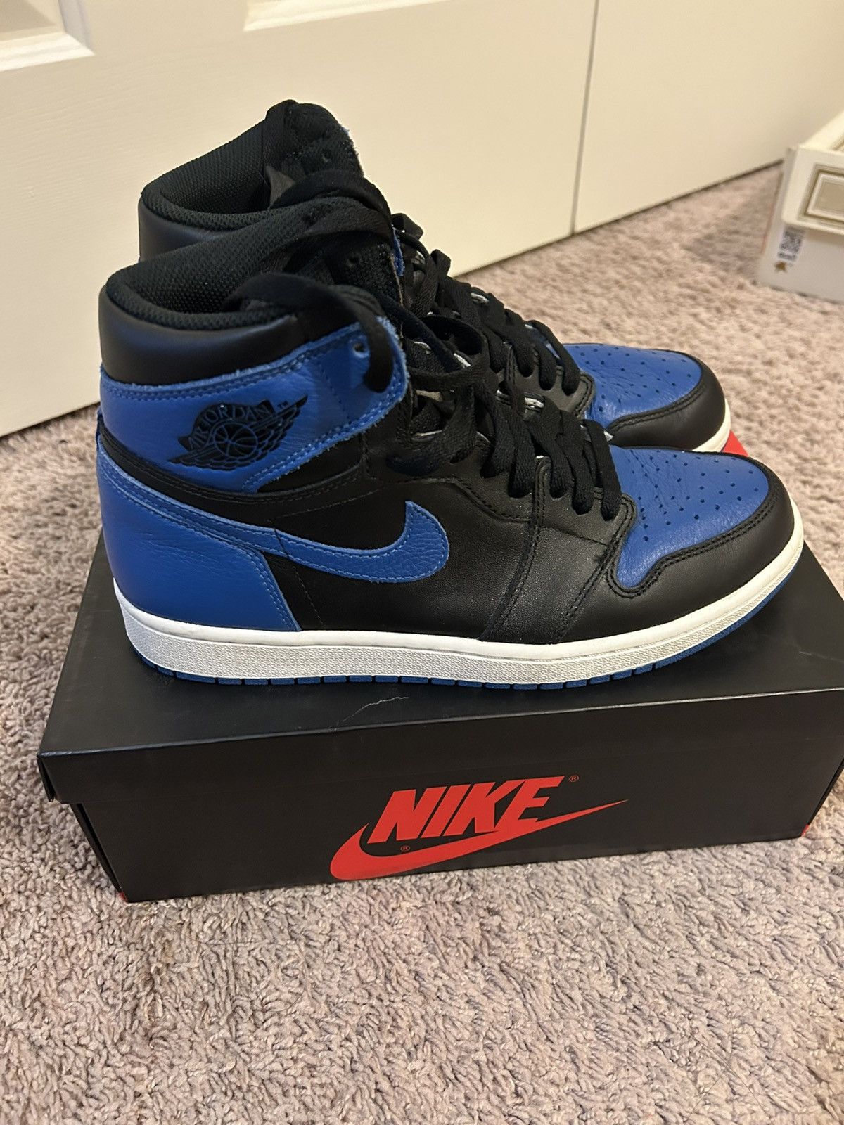 Jordan Brand Jordan 1 Retro OG Royal 2017 - Size 9 Size US 9 / EU 42 - 2 Thumbnail