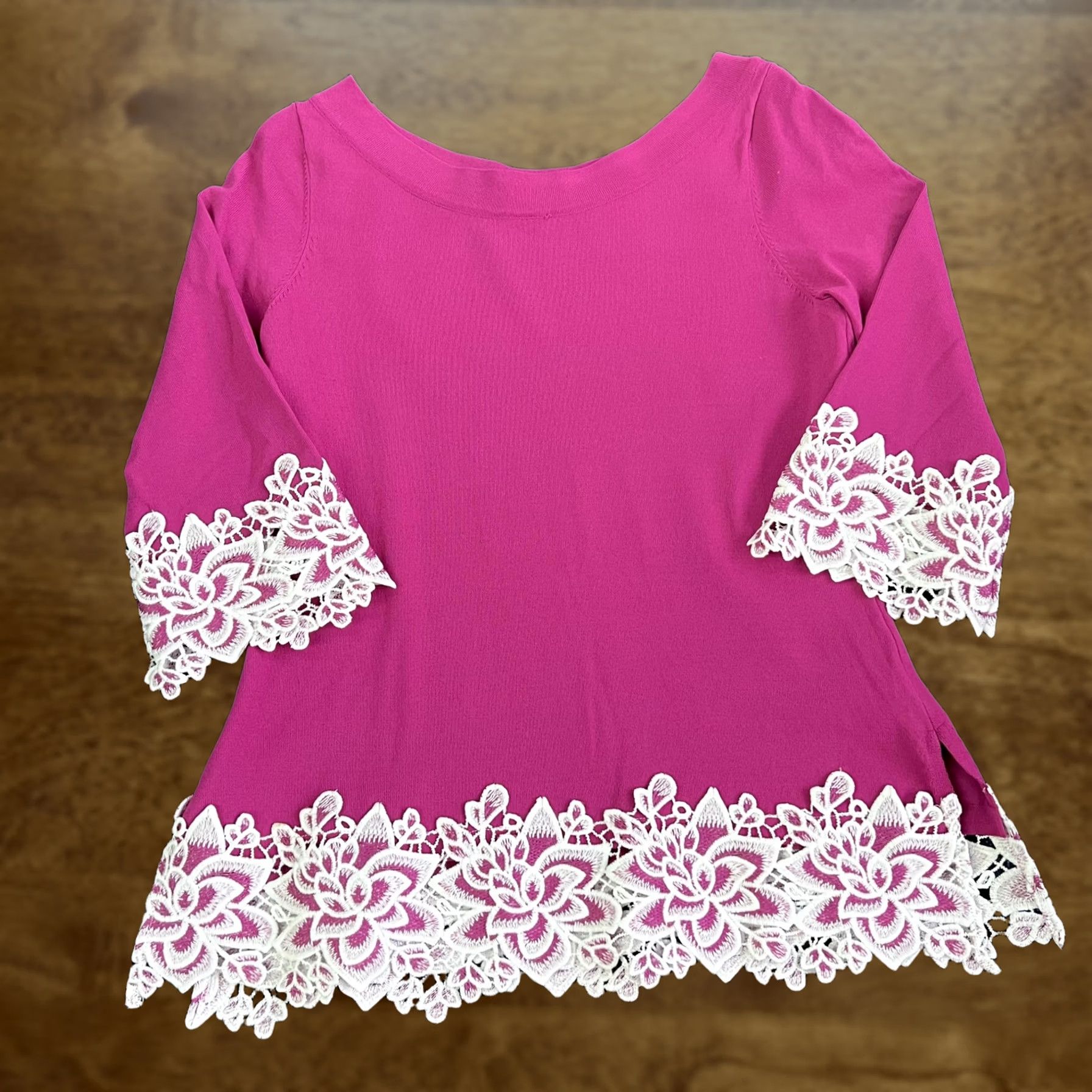 Boston Proper Boston Proper Sweater Womens Medium Pink Lace Floral Hem 3/4 Sleeve Pullover Size M / US 6-8 / IT 42-44 - 1 Thumbnail