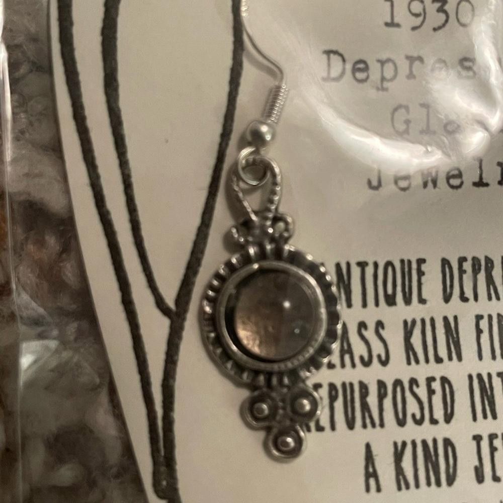 Designer Antique Handmade 1930s Depression Glass Earrings Size ONE SIZE - 4 Thumbnail