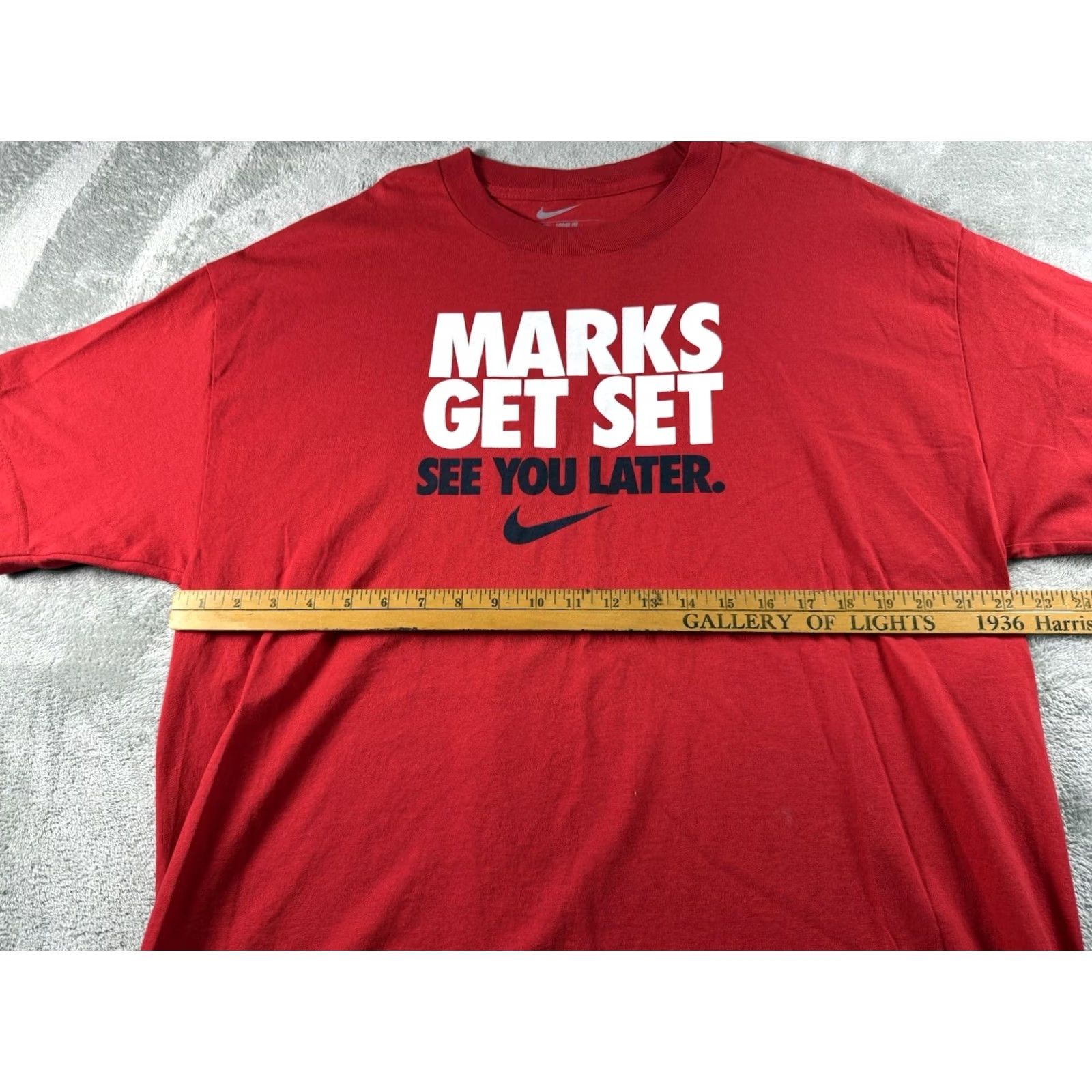 Nike VINTAGE NIKE MARKS GET SET GRAPHIC MENS XL T-SHIRT RED WHITE AND BLACK GRAPIC Size US XL / EU 56 / 4 - 6 Thumbnail
