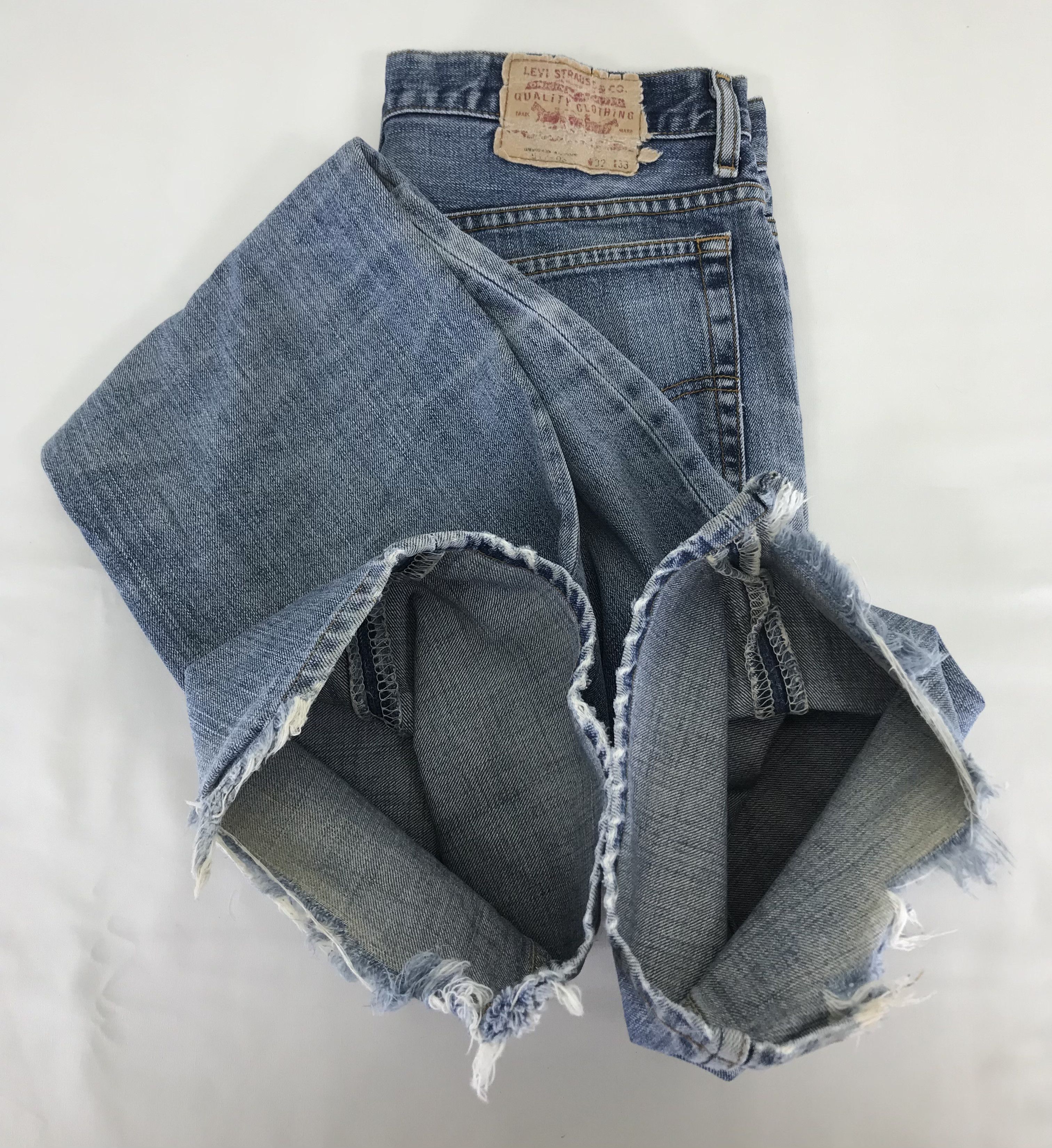Levi's Vintage Levi's 517 Flare Jeans Distressed Denim Size US 32 / EU 48 - 14 Thumbnail