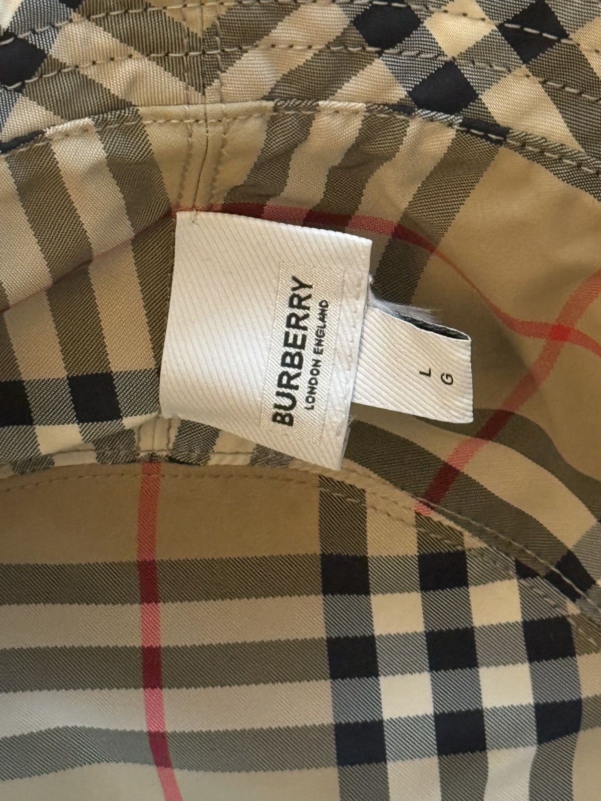Burberry Burberry Double Sided Nylon Bucket Hat Size ONE SIZE - 4 Thumbnail