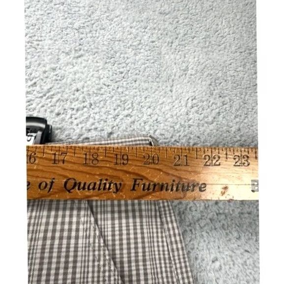 Vintage Columbia Shorts Mens 40X10 Khakis Chino Flat Front Pockets Plaid Beige Omni-Shade Tan Casual Preppy Size US 40 / EU 56 - 7 Thumbnail