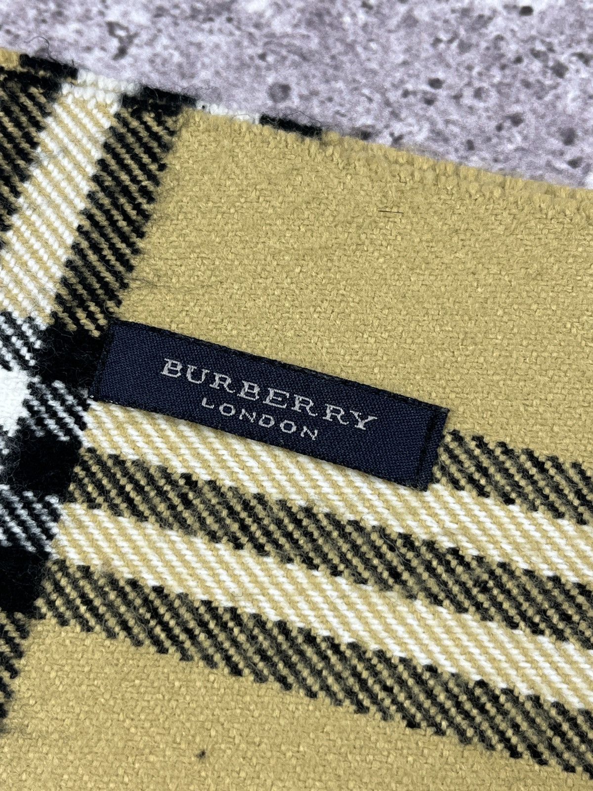 Burberry × Vintage Vintage🔥Burberry London Wool Scarf/Muffler/Neckwear Size ONE SIZE - 5 Thumbnail