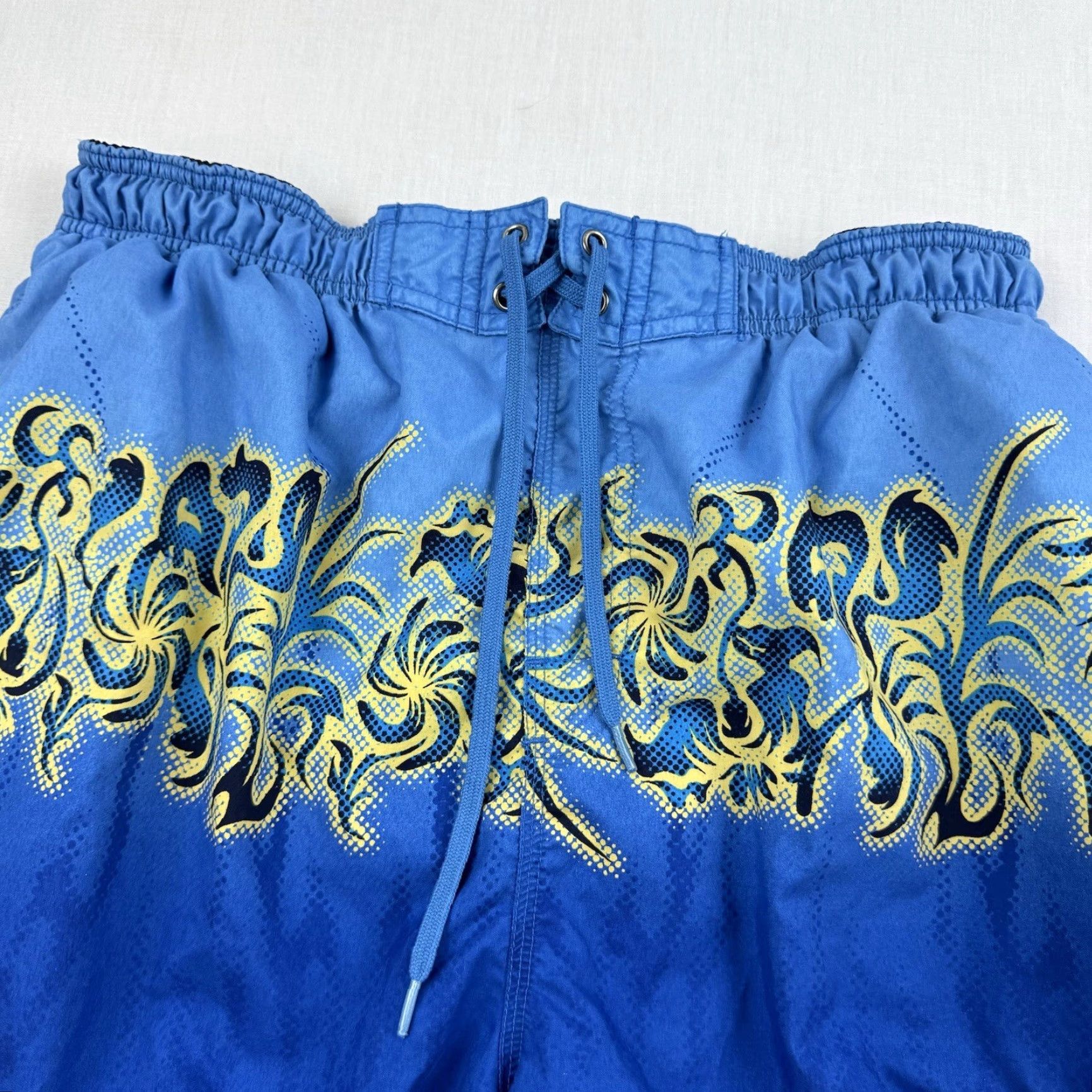 Vintage VINTAGE No Boundaries Swim Trunks Men M Blue Tribal Grunge Y2K Baggy Size US 31 - 3 Thumbnail