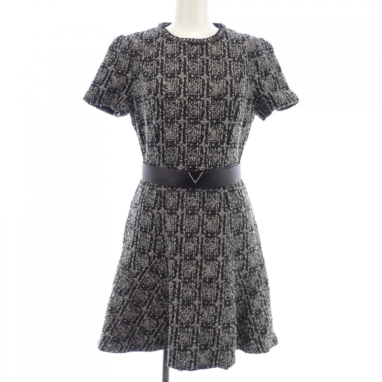 Louis Vuitton Louis Vuitton Louis Vuitton FKDR38ZPA Dress Others Dresses FKDR38ZPA DUTY FREE for USA Size ONE SIZE - 1 Thumbnail