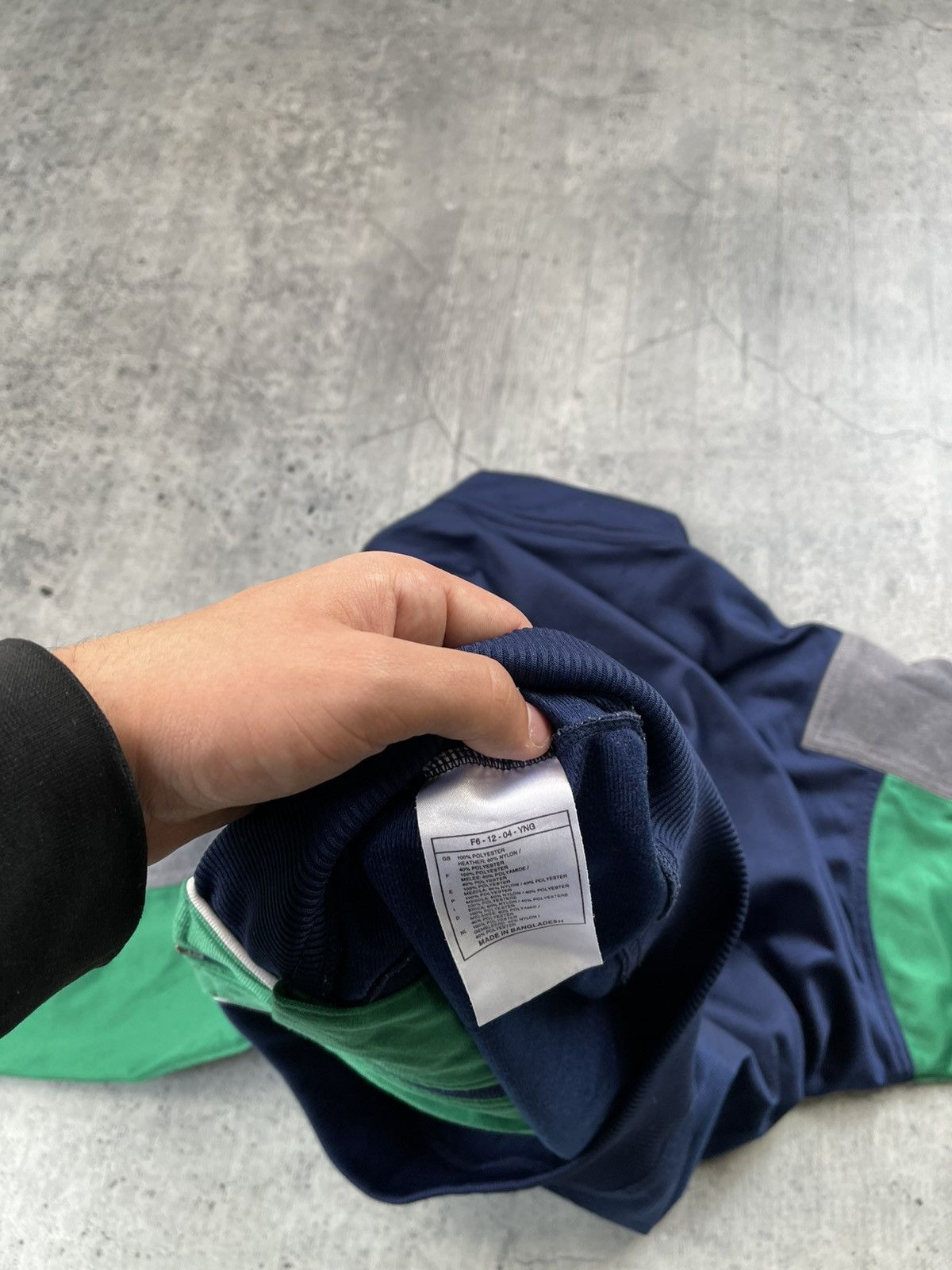 Nike × Vintage Crazy Vintage 90's Nike Zip Up Size US S / EU 44-46 / 1 - 5 Thumbnail
