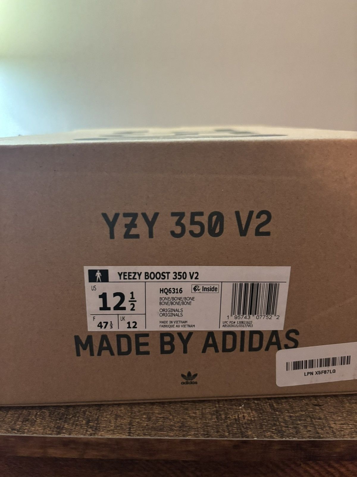 Adidas Yeezy boost 350 Size US 12.5 / EU 45-46 - 7 Thumbnail