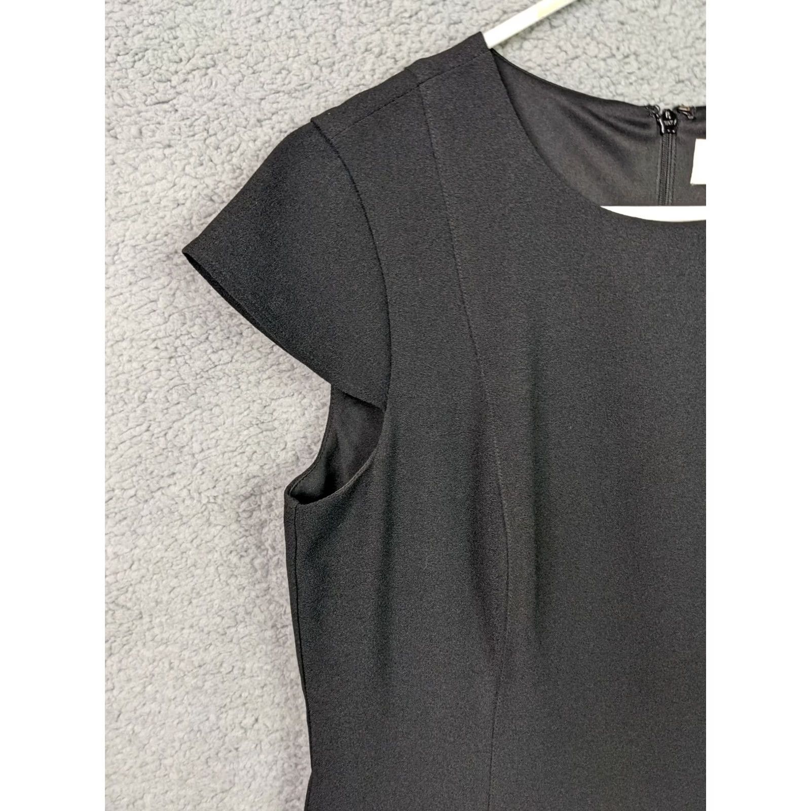 Vintage Eliza J Dress Shirt Womens Black Knee Length Scalloped Fit Flare Size 10 Sleeveless Crew Neck Knit Zip Lined Costume/Party/School/Office Size 32" / US 10 / IT 46 - 3 Thumbnail