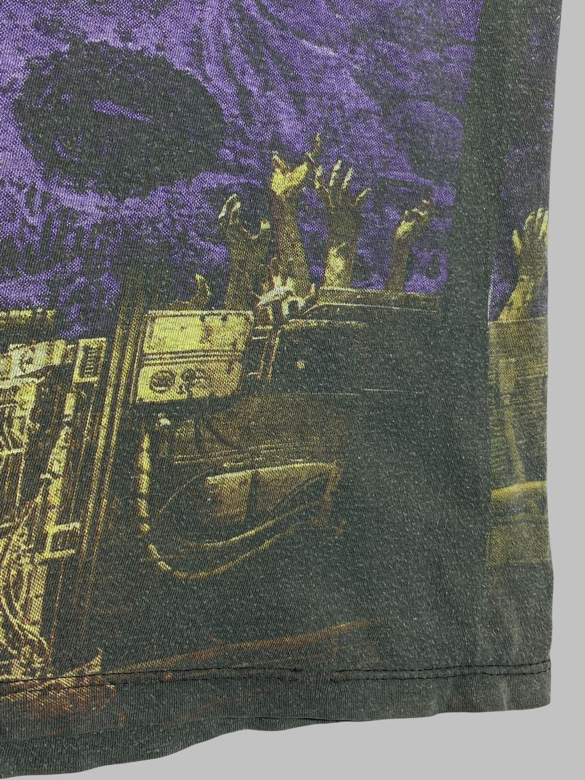 Band Tees Vintage 90s Sepultura All Over Print Blue Grape Tag T-shirt Size US XL / EU 56 / 4 - 12 Thumbnail