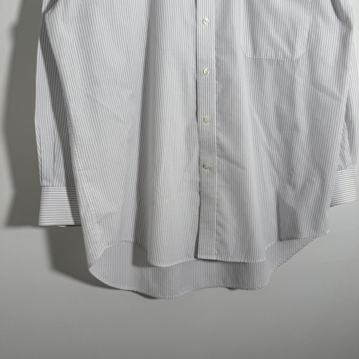 Givenchy Vintage Givenchy Pinstripe Button Up Dress Shirt Size 16 XL Size US XL / EU 56 / 4 - 3 Thumbnail