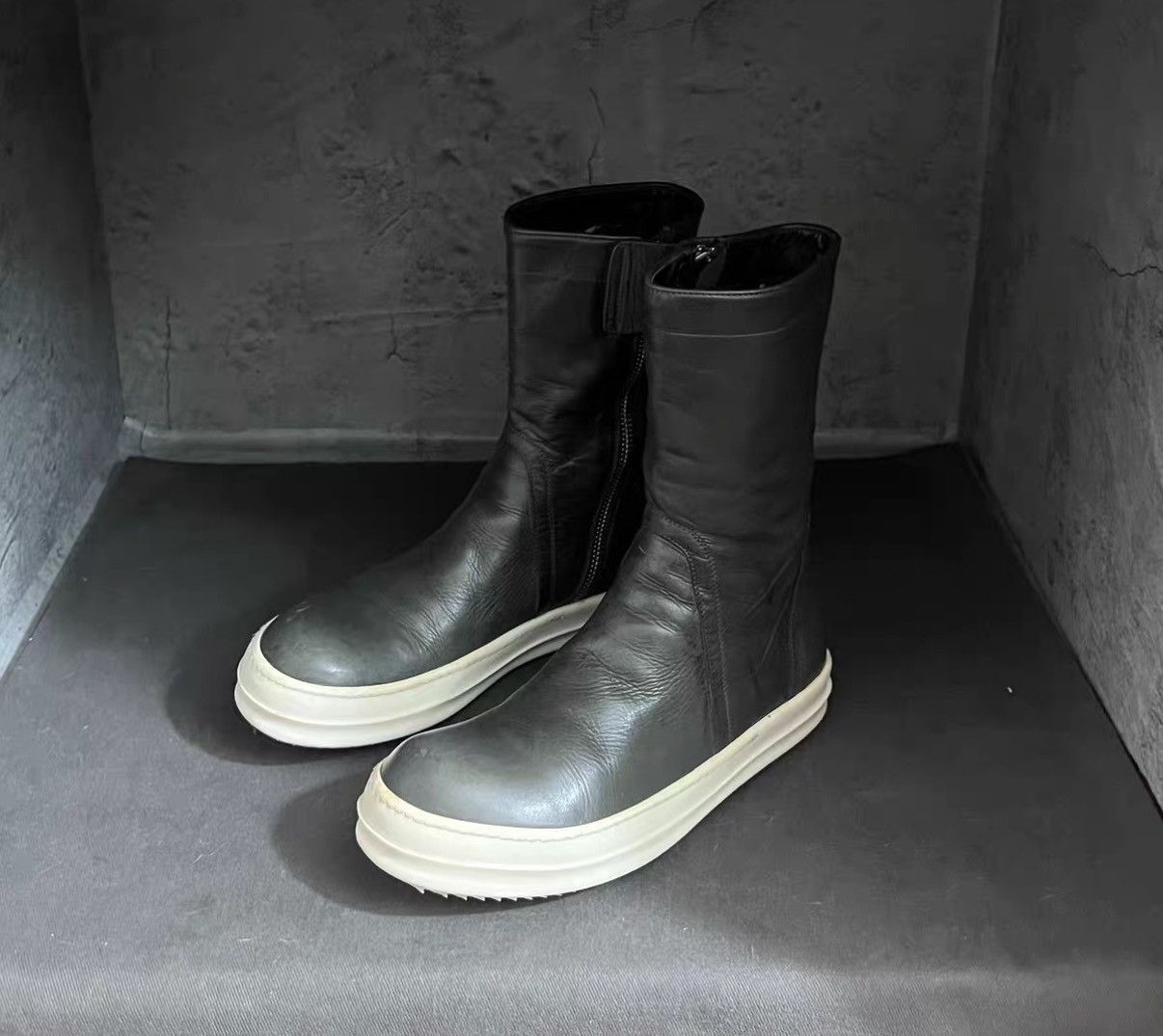 Rick Owens Rick Owens Tea-Colored Cordovan Leather High Shaft Boots Size US 7.5 / EU 40-41 - 1 Thumbnail